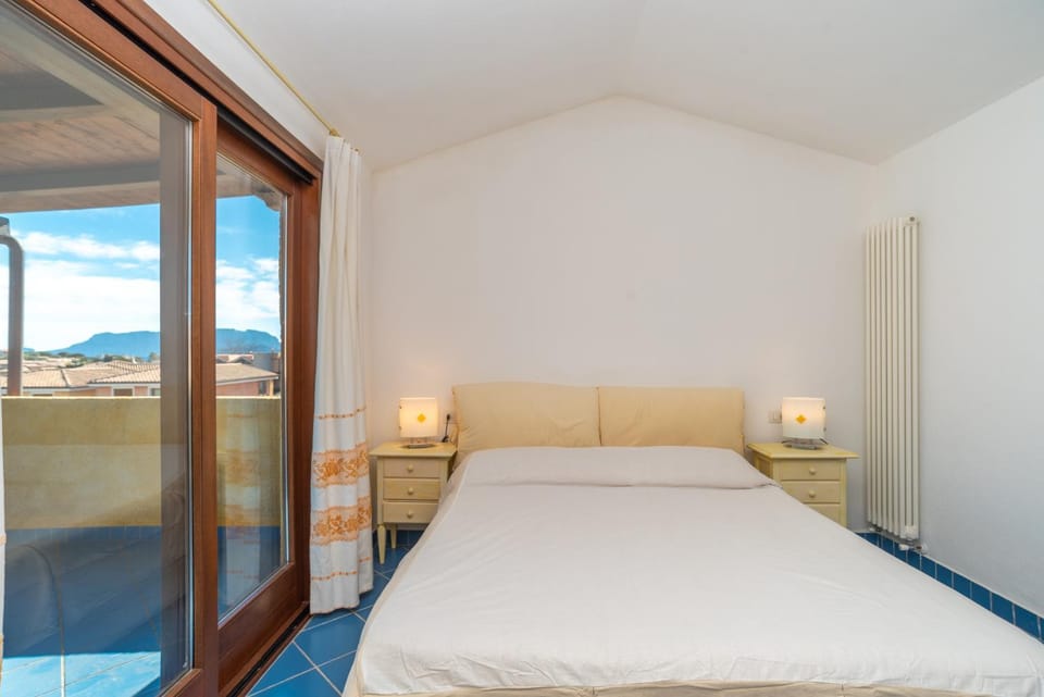 Property building, Living room, Bedroom