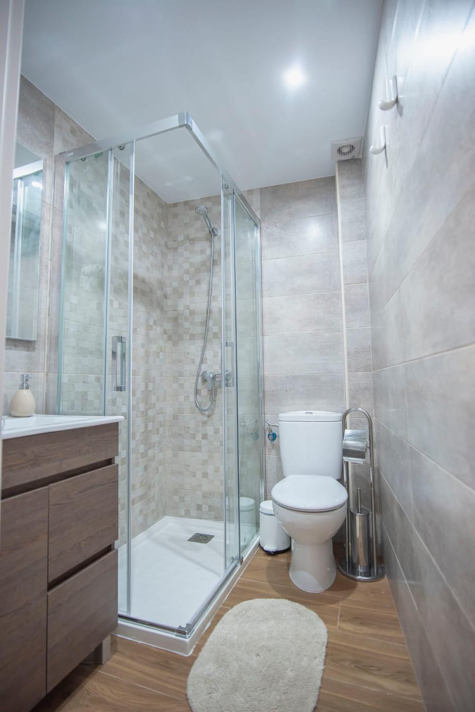Shower, Bathroom