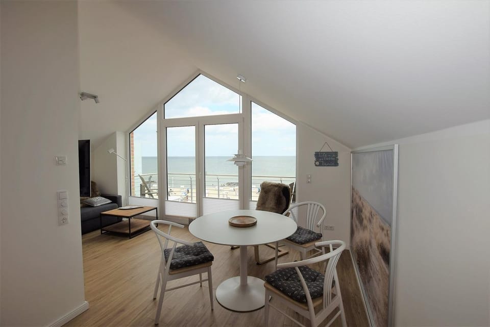Meeresblick-Strandkorb-Haus-3-WE-46 Apartment in Hohwacht