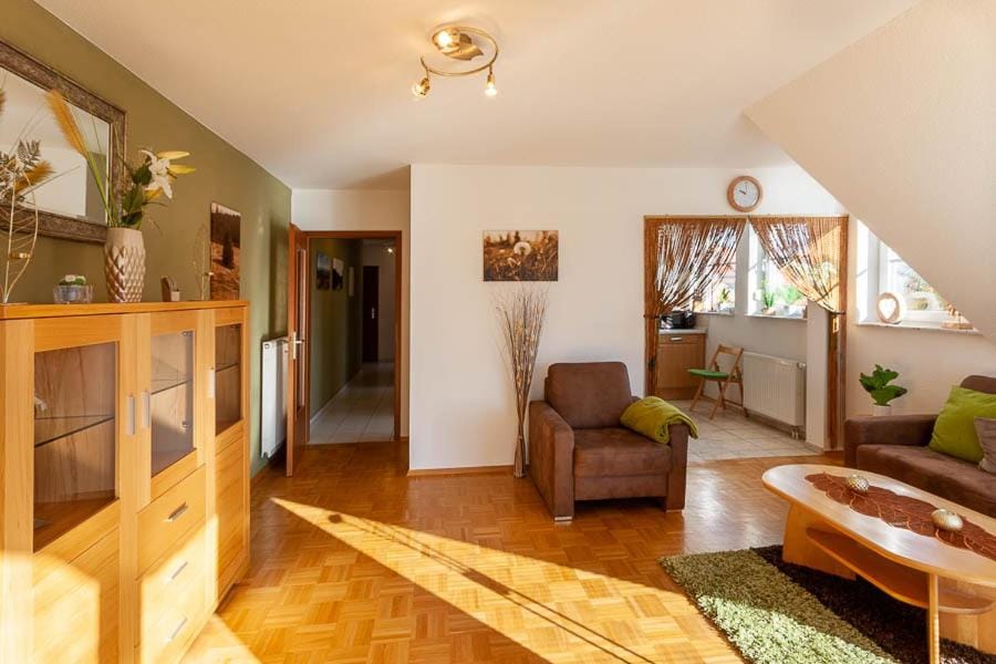 Living room, Photo of the whole room