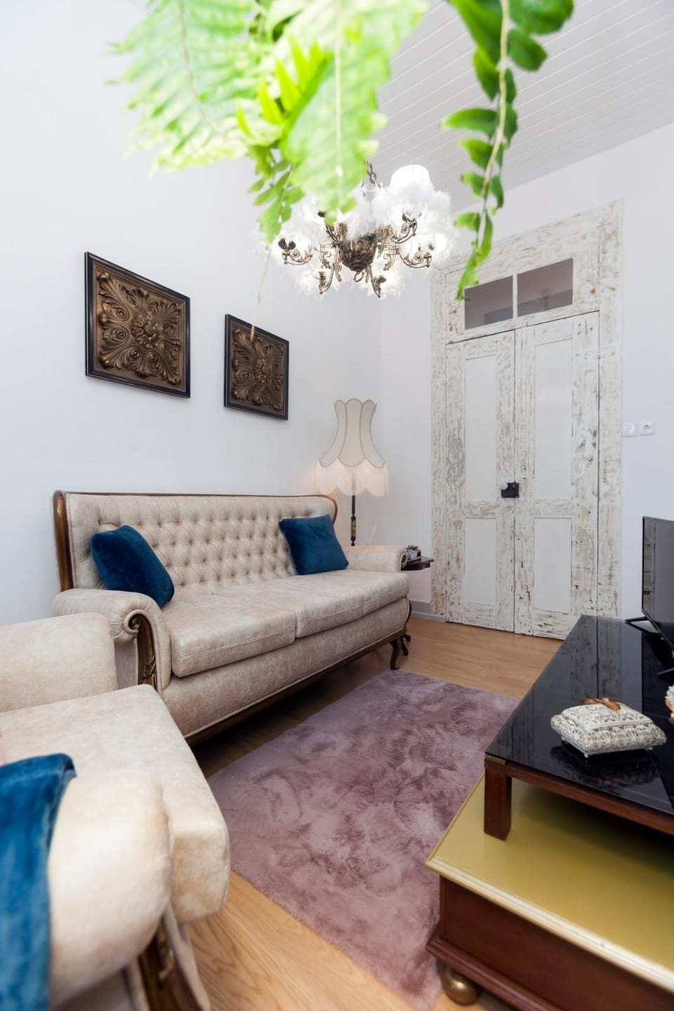 Communal lounge/ TV room, Living room