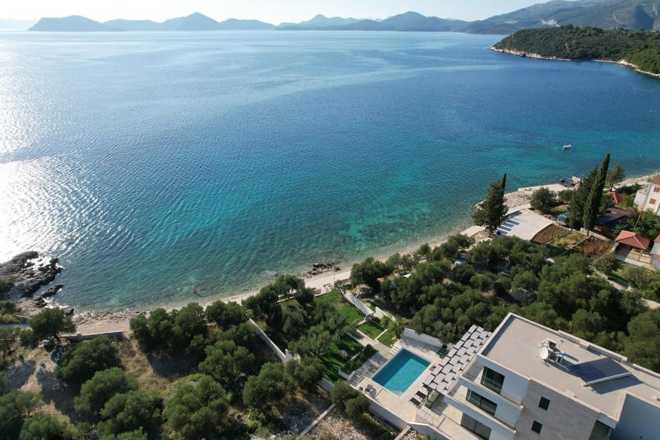 Sea view, Swimming pool