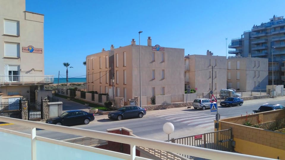 Balcony/Terrace, City view, Street view