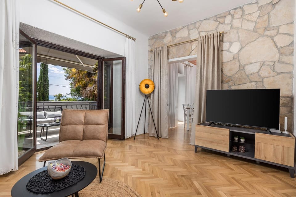 Apartments Carmen Apartment in Primorje-Gorski Kotar County
