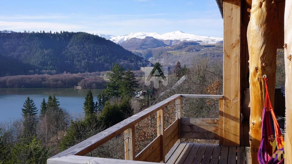 Grande Cabane du Lac Chalet in Auvergne-Rhône-Alpes