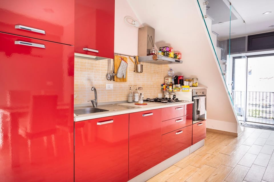 Kitchen or kitchenette, pet friendly, stove