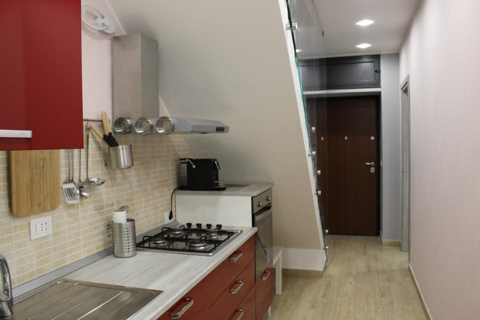 Kitchen or kitchenette, Communal kitchen, stove