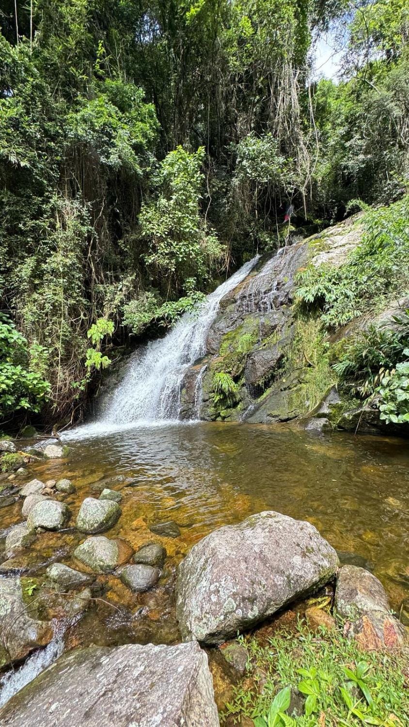 Chalé da Cachoeira - Cachoeira particular dentro da hospedagem House in Nova Friburgo