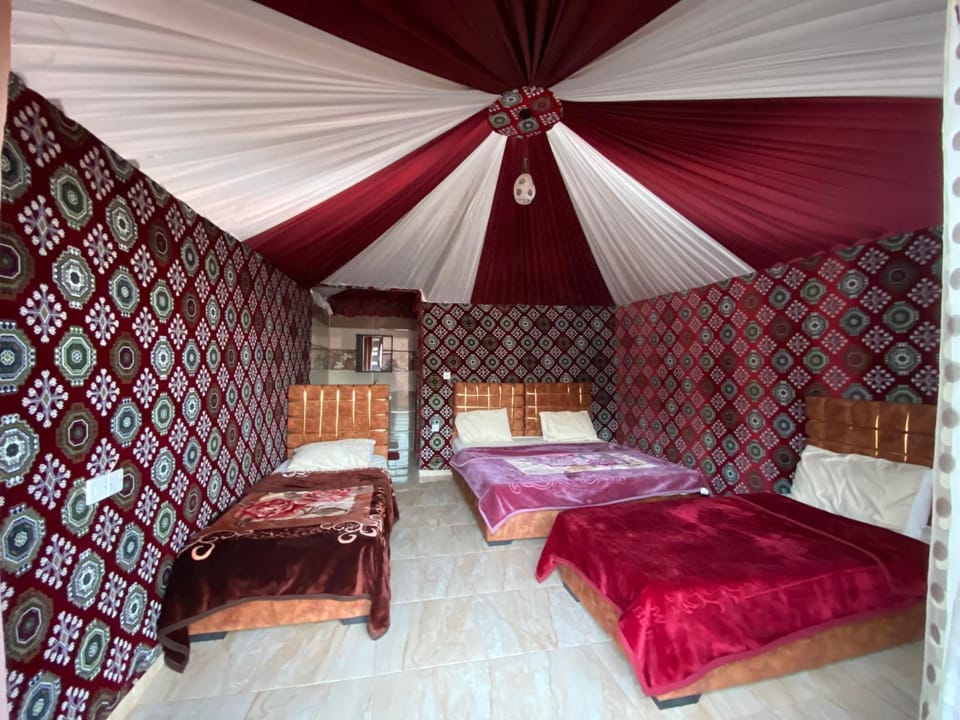 Rum Panoramic Camp & Tour Apartment in South District