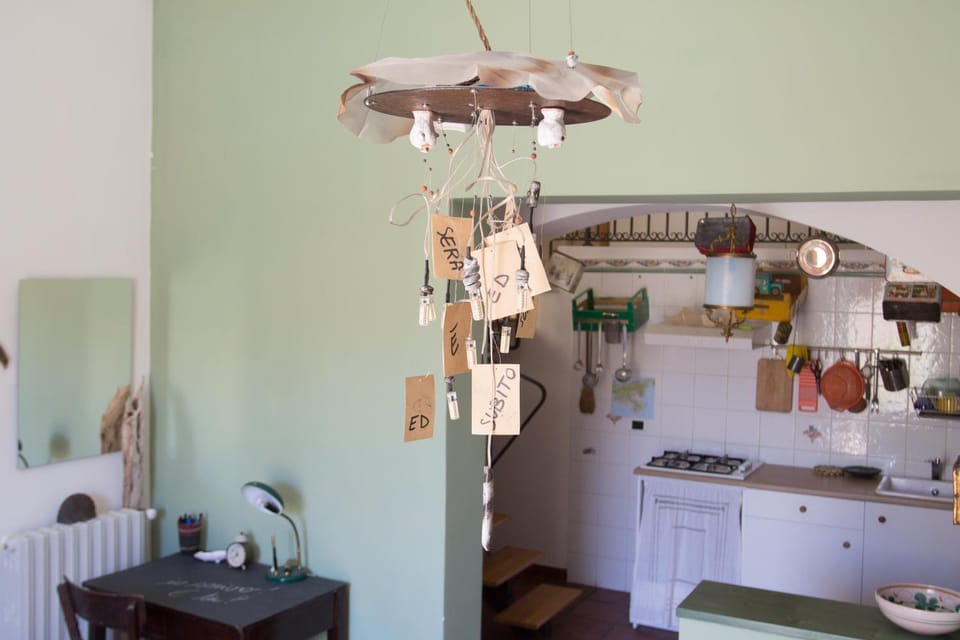Kitchen or kitchenette, Living room, Decorative detail, Seating area, Dining area