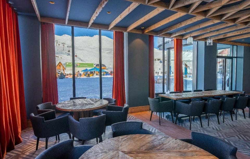 Lounge or bar
