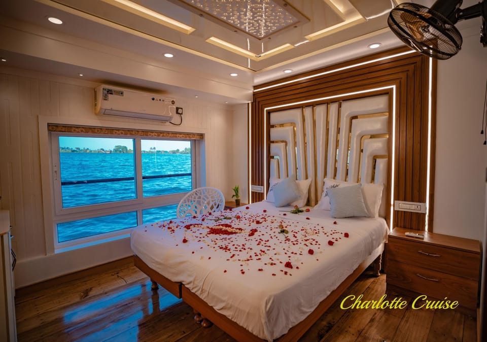 Bed, Photo of the whole room, Bedroom, towels, air conditioner