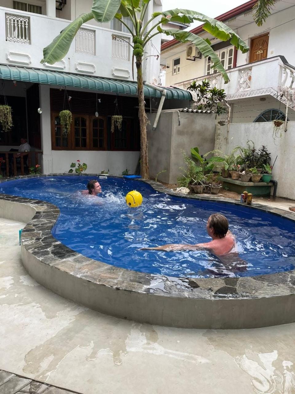 Swimming pool