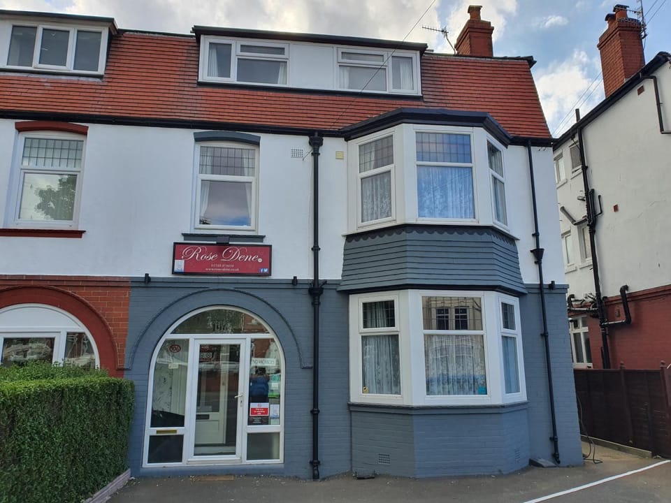 Facade/entrance, Decorative detail