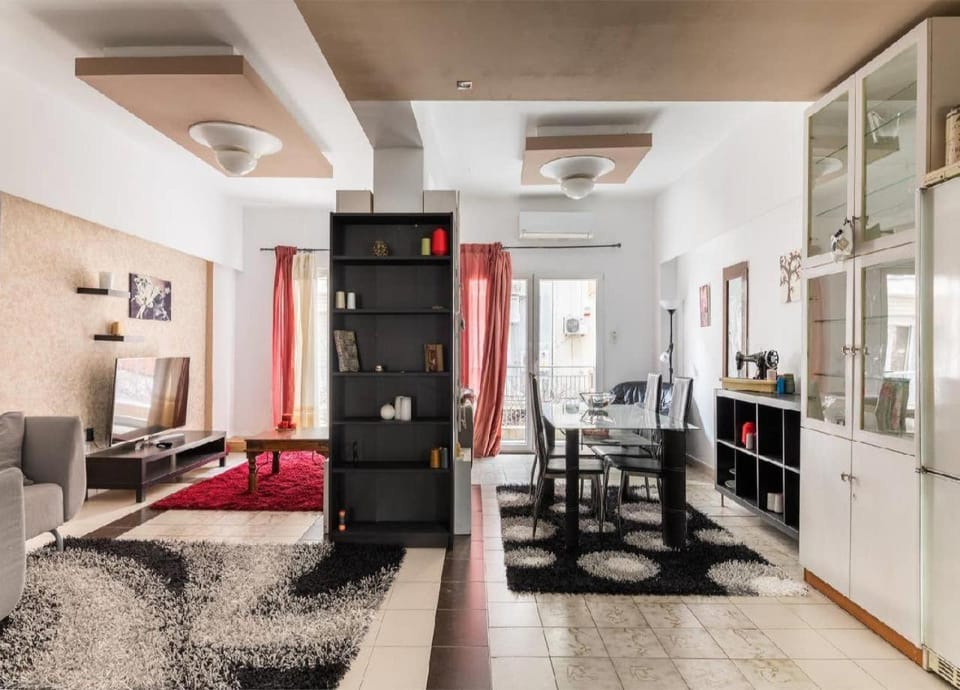 Library, Kitchen or kitchenette, Living room