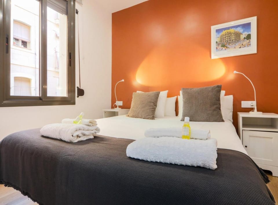 DUPLEX NEAR THE BEACH Barceloneta Apartment in Barcelona