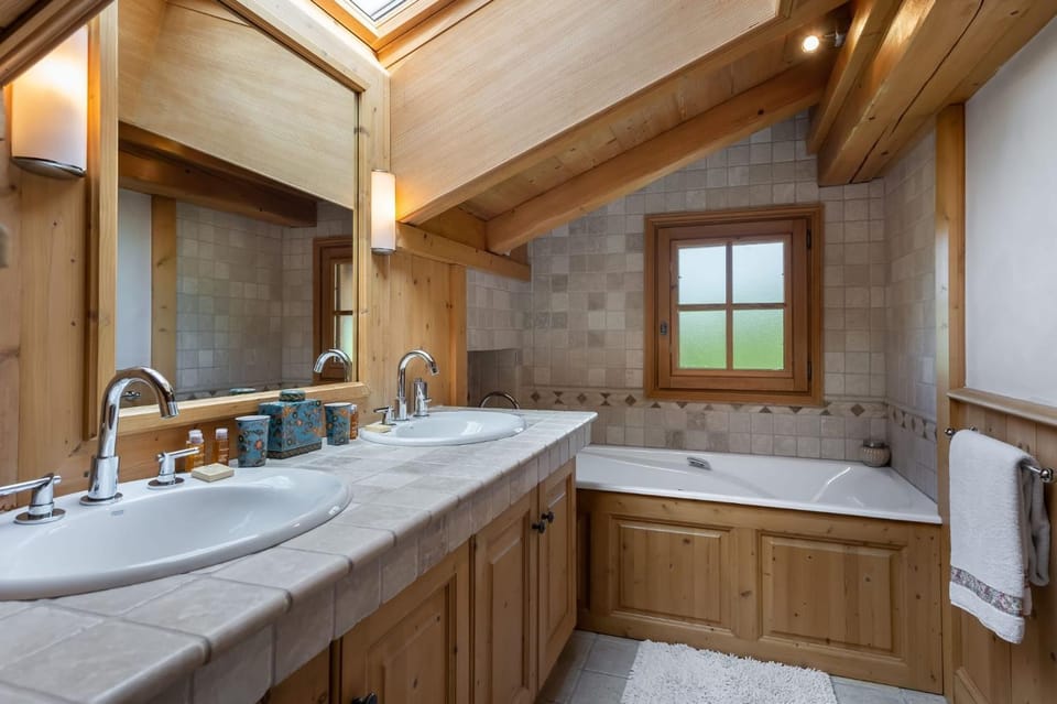 Bathroom, Bath