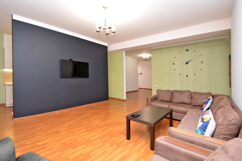 Northern Avenue 5, 2 bedrooms Comfy Apartment HH533 Apartment in Yerevan