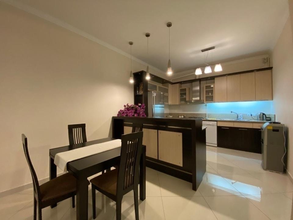 Northern Avenue 2 Bedroom Deluxe Apartment With Balcony HH666 Apartment in Yerevan