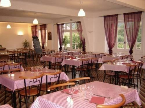 Hotel des Gorges au Viaduc Hotel in Auvergne-Rhône-Alpes