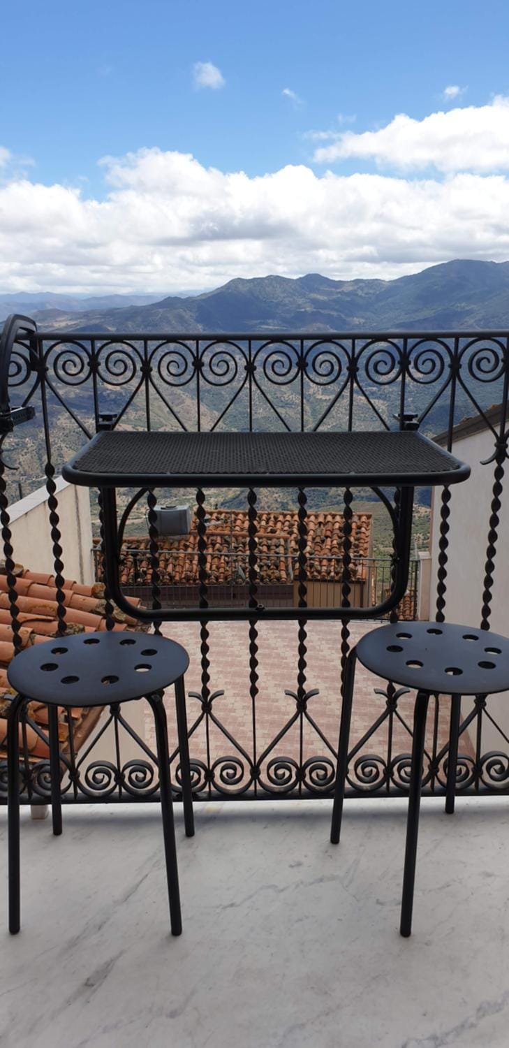 AURUSA - Casa Vacanze Pollina, Sicilia autentica House in Sicily