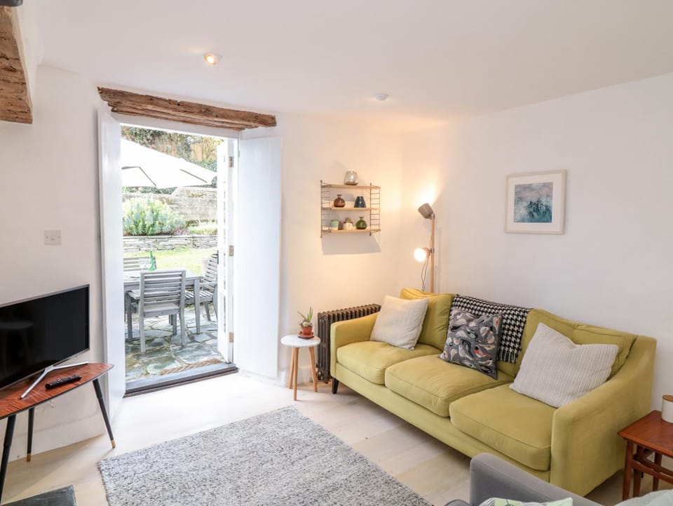 1 Jubilee Cottage House in England