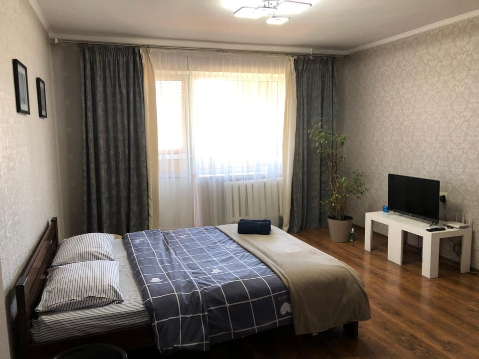 1 кім в Центрі з виглядом на Набережну Apartment in Ukraine