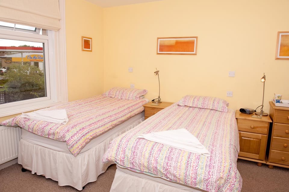 Holbrook Bed and Breakfast Bed and Breakfast in North Dorset District