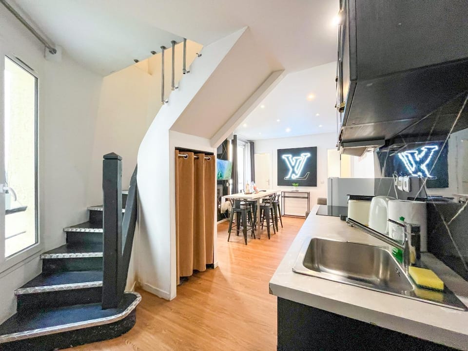 115 - Urban Louis Saint Denis Apartment in Paris