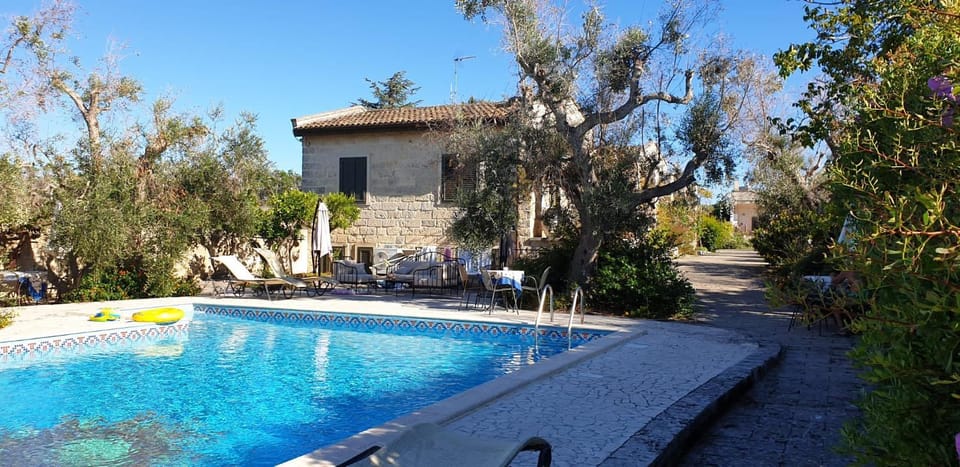 Property building, Pool view, Swimming pool, Breakfast