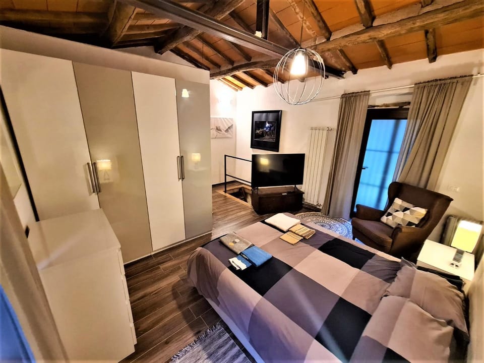 Communal lounge/ TV room, Bed, TV and multimedia, Photo of the whole room, Evening entertainment