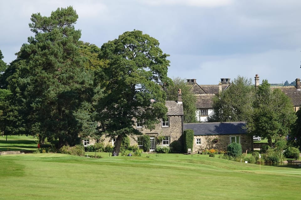 Woodsome Hall Golf Club Cottage on the Course Hotel in Huddersfield