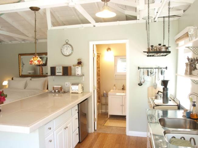 Near Disneyland, SoFi: Culver City Escape w/ Pool Apartment in Culver City