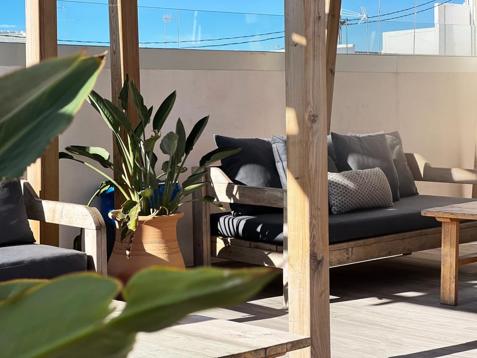 Balcony/Terrace, Internal: Not applicable to any particular room