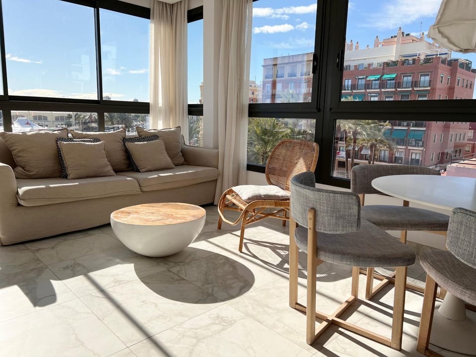 View (from property/room), Living room, Dining area