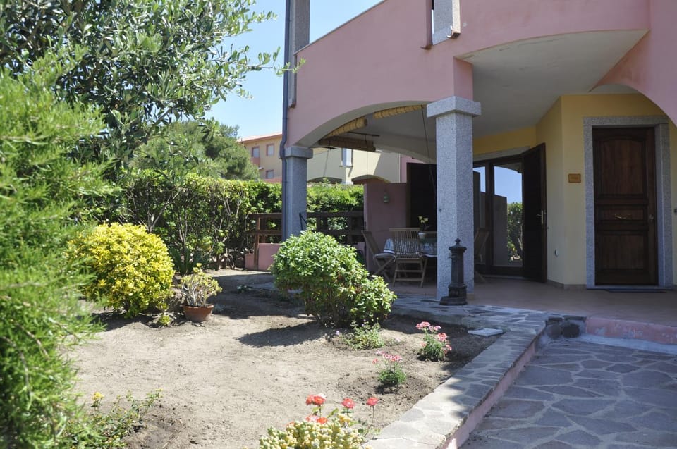Property building, Garden view