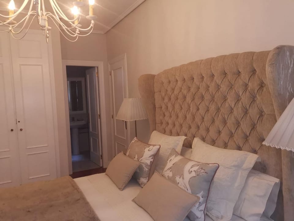 Habitación con baño privado en Bilbao Vacation rental in Bilbao
