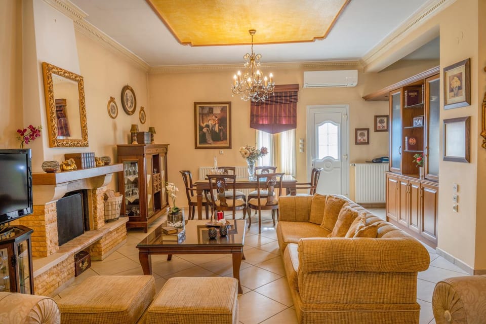 Living room, Lounge or bar, Seating area