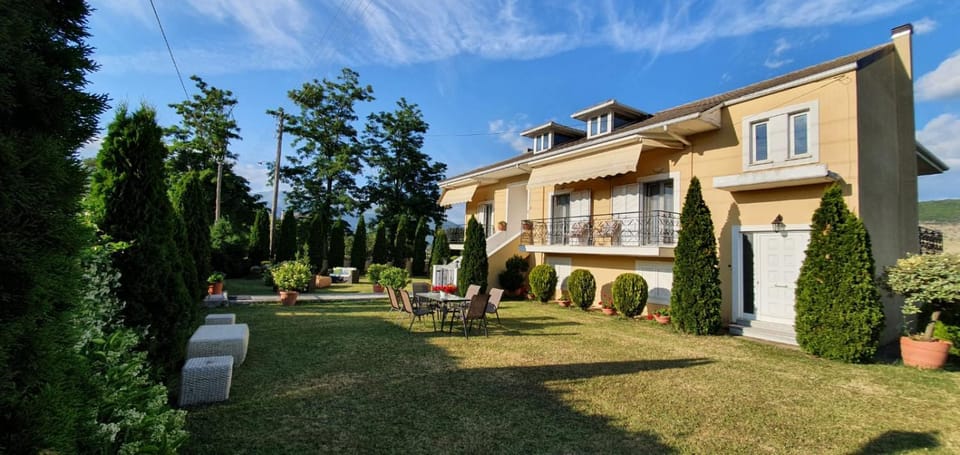 Property building, Garden