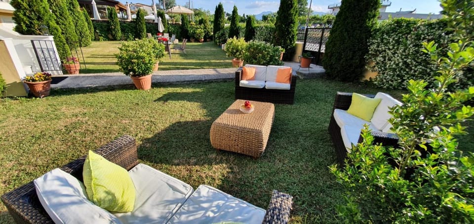 Patio, Garden, Garden view