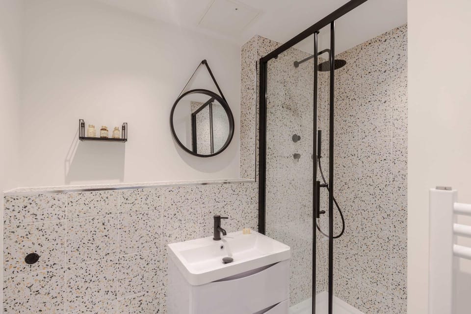 Stylish 1-bed Flat - Fitzrovia - Sleeps 4 Apartment in London Borough of Islington