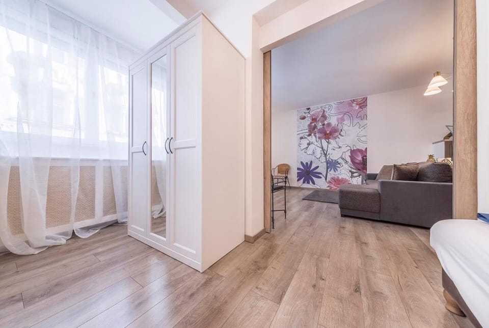 Living room, Bedroom