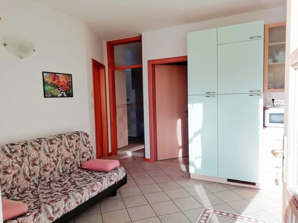 Appartamento "Laghet" a piano terra con giardino Apartment in Trentino-South Tyrol