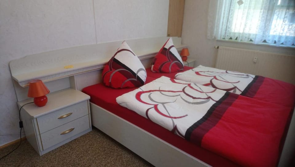 Ferienwohnung Ehrenfriedersdorf Apartment in Erzgebirgskreis