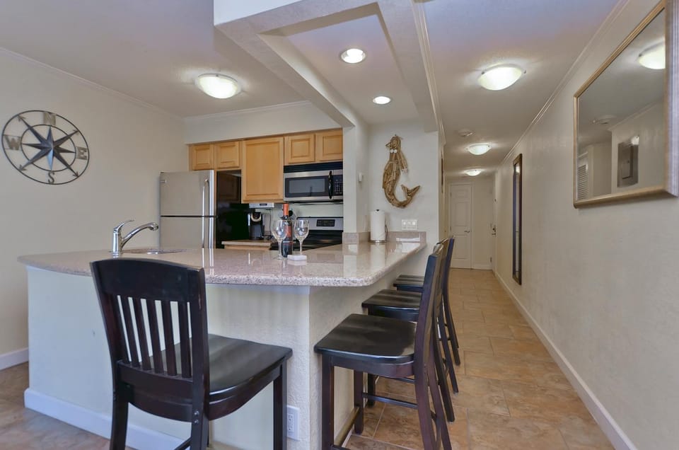 202-Pool, WIFI, Close to BUCS STADIUM Apartment in Tampa