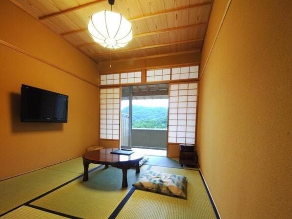 Area and facilities