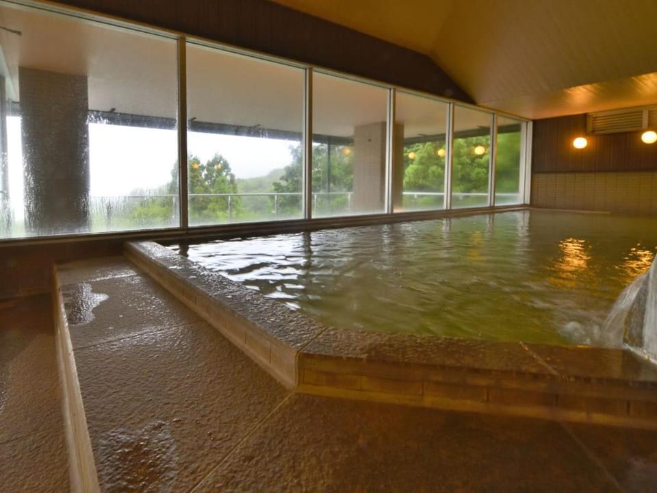 Hot Spring Bath, Public Bath