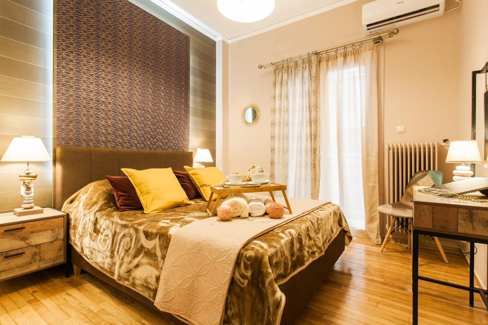 Bed, Photo of the whole room
