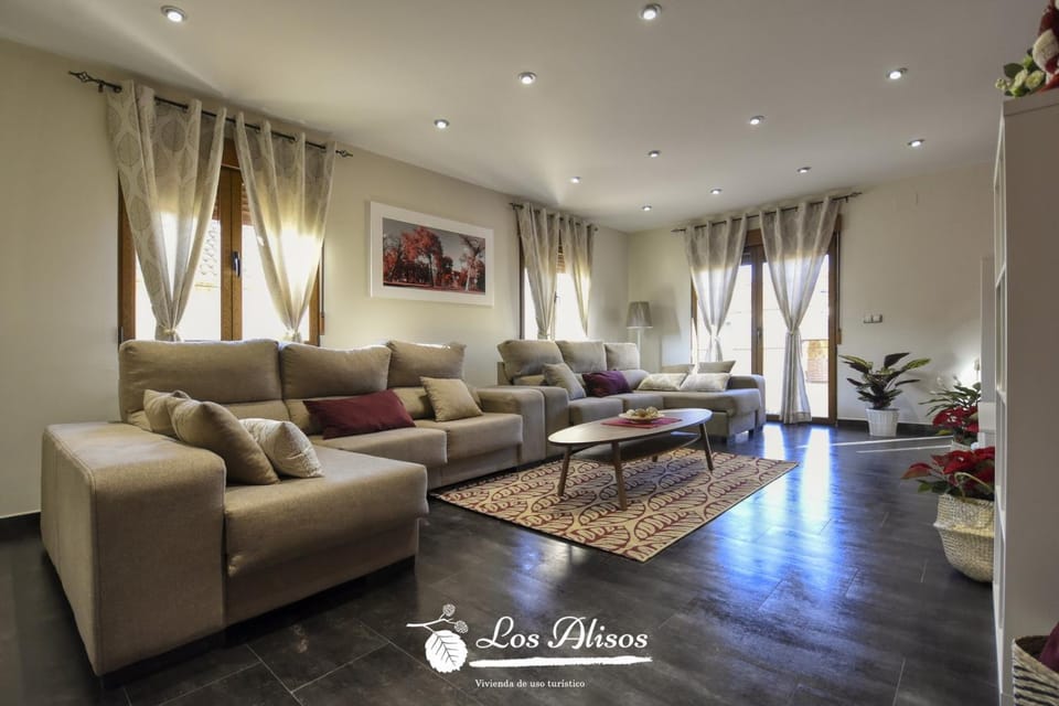 LOS ALISOS Segovia Country House in Castile and León