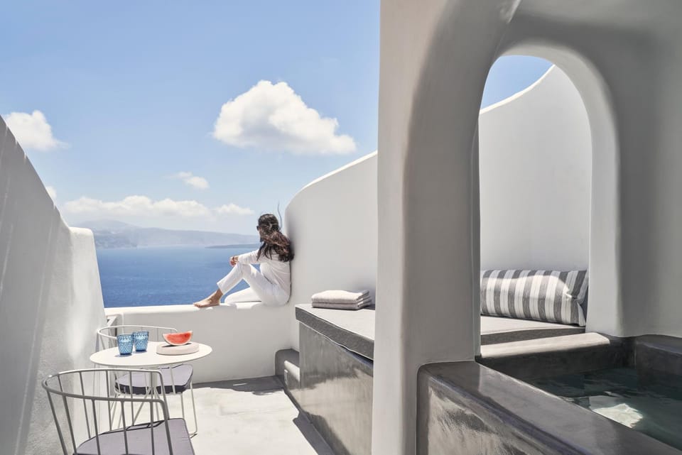 People, Hot Tub, Balcony/Terrace, Seating area, Sea view